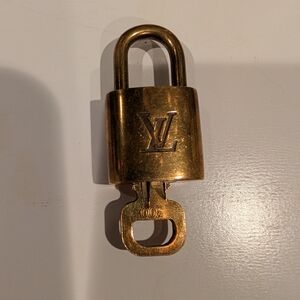 Authentic #300 Louis Vuitton Lock and Key
